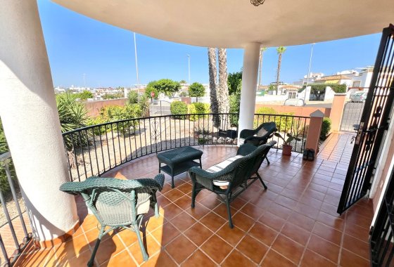 Resale - Detached Villa - La Marina