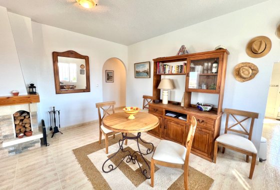 Resale - Detached Villa - La Marina