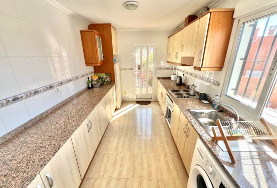 Resale - Detached Villa - La Marina