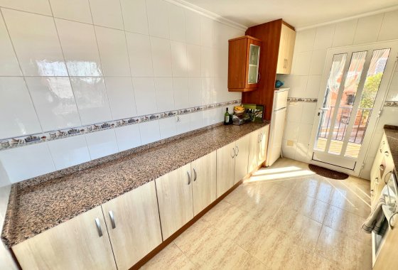 Resale - Detached Villa - La Marina