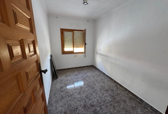 Resale - Detached Villa - La Marina