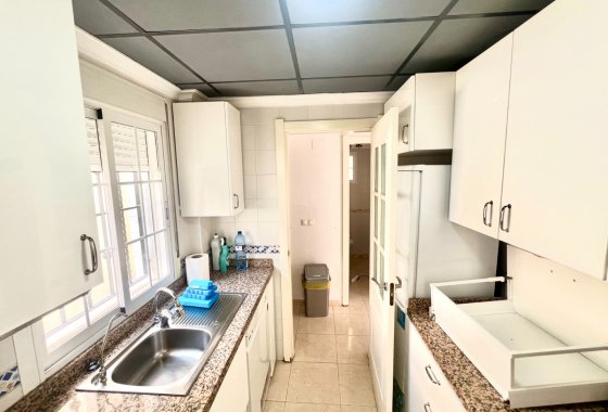 Resale - Detached Villa - La Marina