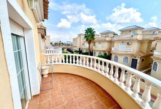 Resale - Detached Villa - La Marina