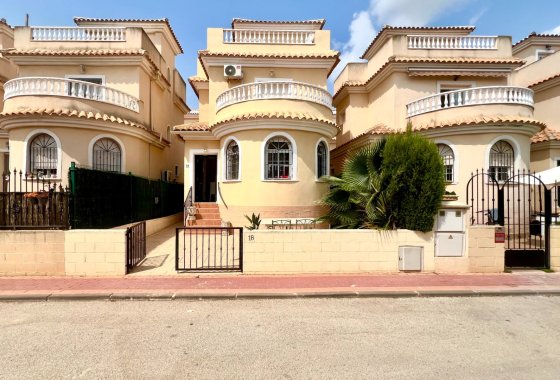 Resale - Detached Villa - La Marina