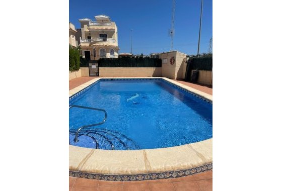Resale - Detached Villa - La Marina