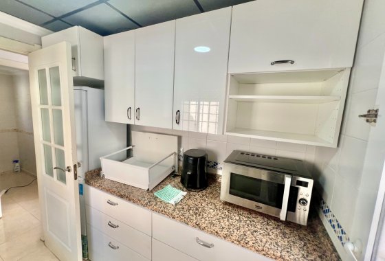 Resale - Detached Villa - La Marina