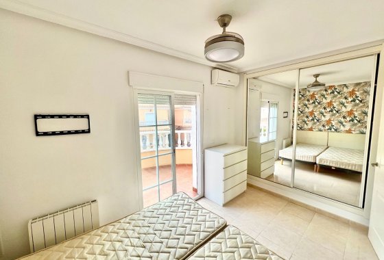 Resale - Detached Villa - La Marina