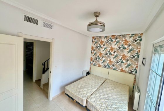 Resale - Detached Villa - La Marina