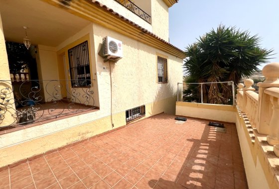 Resale - Detached Villa - La Marina