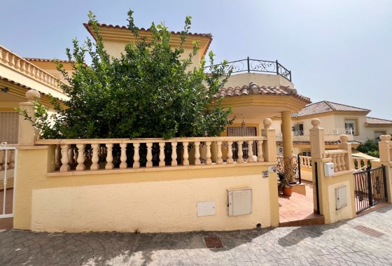 Resale - Detached Villa - La Marina