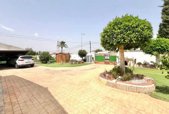 Resale - Detached Villa - La Marina