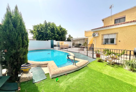 Resale - Detached Villa - La Marina