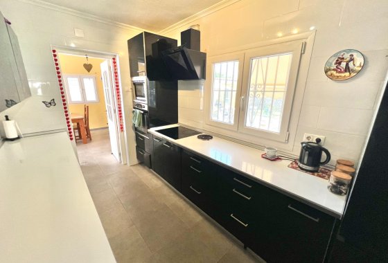 Resale - Detached Villa - La Marina