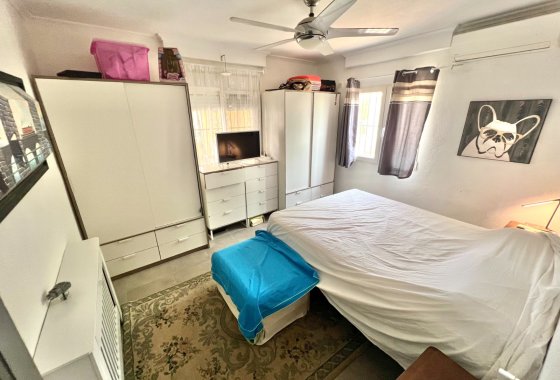 Resale - Detached Villa - La Marina