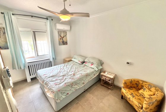 Resale - Detached Villa - La Marina