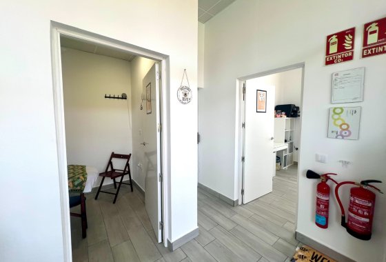 Resale - commercial property - San Fulgencio