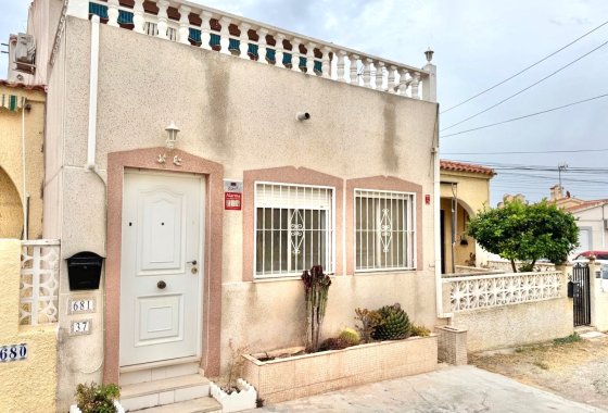 Resale - Terraced house - La Marina
