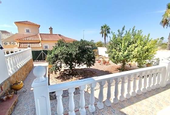 Resale - Detached Villa - La Marina