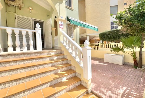 Resale - Semi Detached Villa - Guardamar del Segura - Guardamar Playa