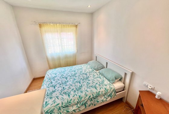 Resale - Terraced house - La Marina