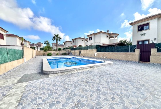 Resale - Detached Villa - La Marina