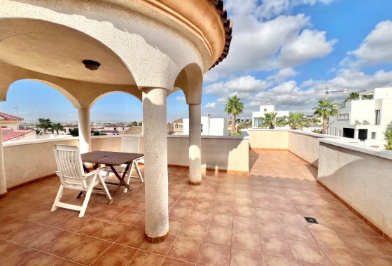 Resale - Detached Villa - La Marina