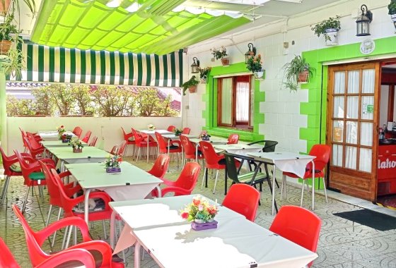 Resale - commercial property - La Marina