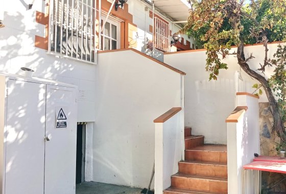 Resale - commercial property - La Marina