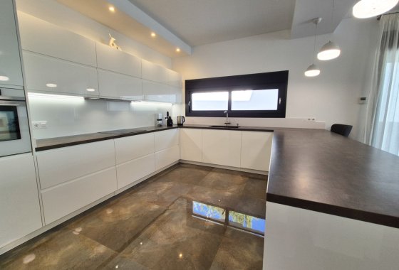 Resale - Detached Villa - La Escuera - La Marina