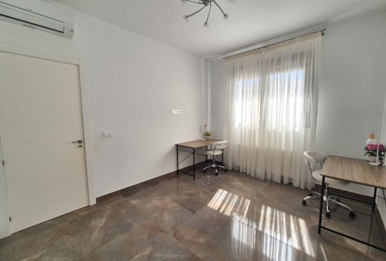 Resale - Detached Villa - La Escuera - La Marina