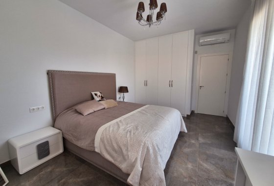 Resale - Detached Villa - La Escuera - La Marina