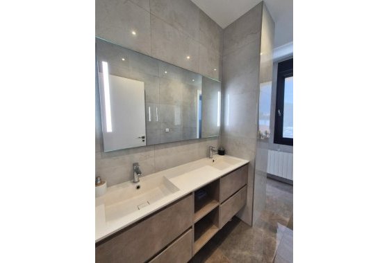 Resale - Detached Villa - La Escuera - La Marina