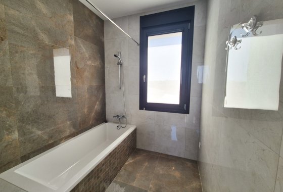 Resale - Detached Villa - La Escuera - La Marina