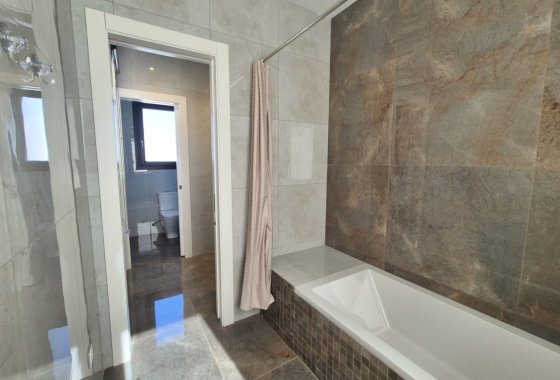 Resale - Detached Villa - La Escuera - La Marina