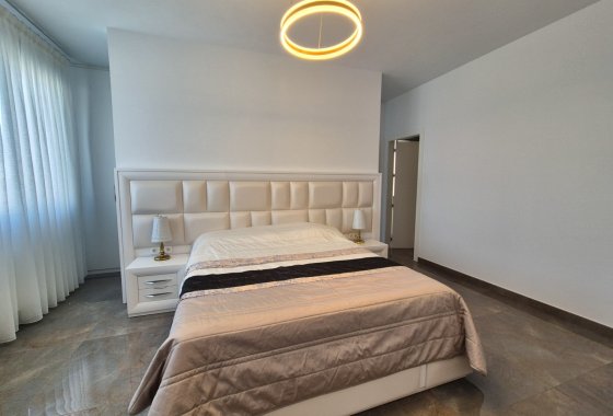 Resale - Detached Villa - La Escuera - La Marina