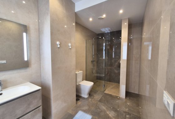 Resale - Detached Villa - La Escuera - La Marina