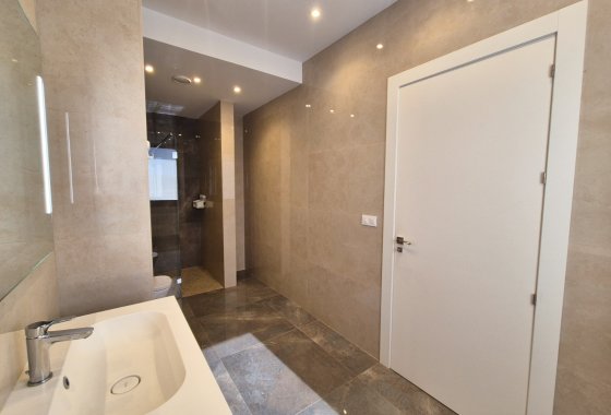 Resale - Detached Villa - La Escuera - La Marina