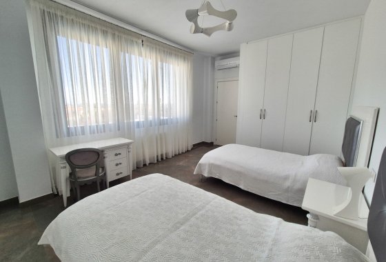 Resale - Detached Villa - La Escuera - La Marina