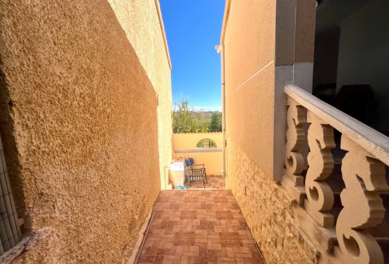 Resale - Detached Villa - La Marina