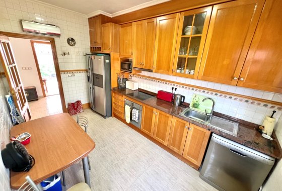 Resale - Detached Villa - La Marina