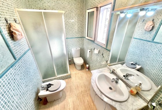 Resale - Detached Villa - La Marina