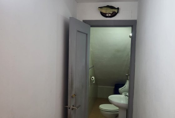 Resale - commercial property - La Marina