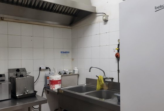 Resale - commercial property - La Marina