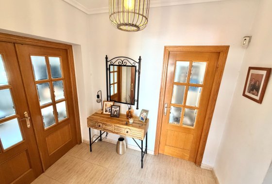 Reventa - Villa independiente - La Marina