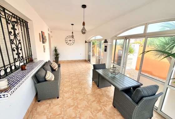 Reventa - Villa independiente - La Marina