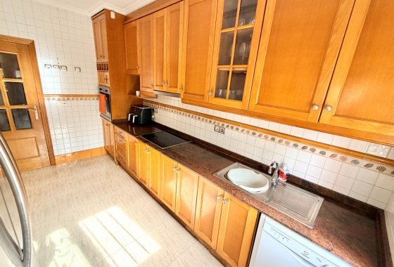 Reventa - Villa independiente - La Marina