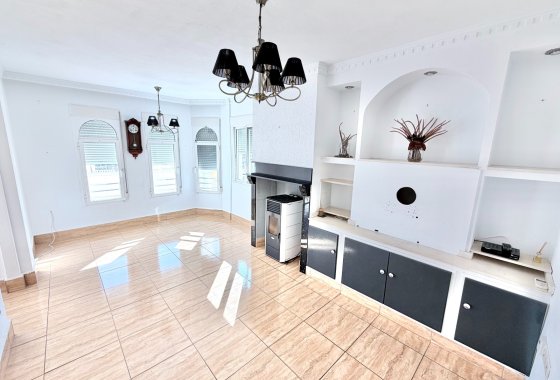 Resale - Detached Villa - La Marina