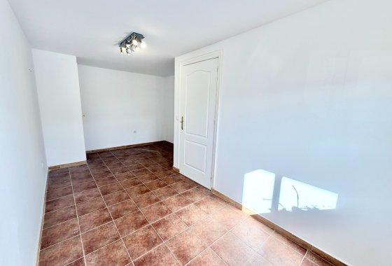 Resale - Detached Villa - La Marina