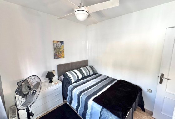 Resale - Apartment - La Marina