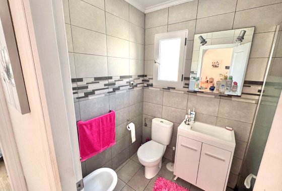 Resale - Apartment - La Marina